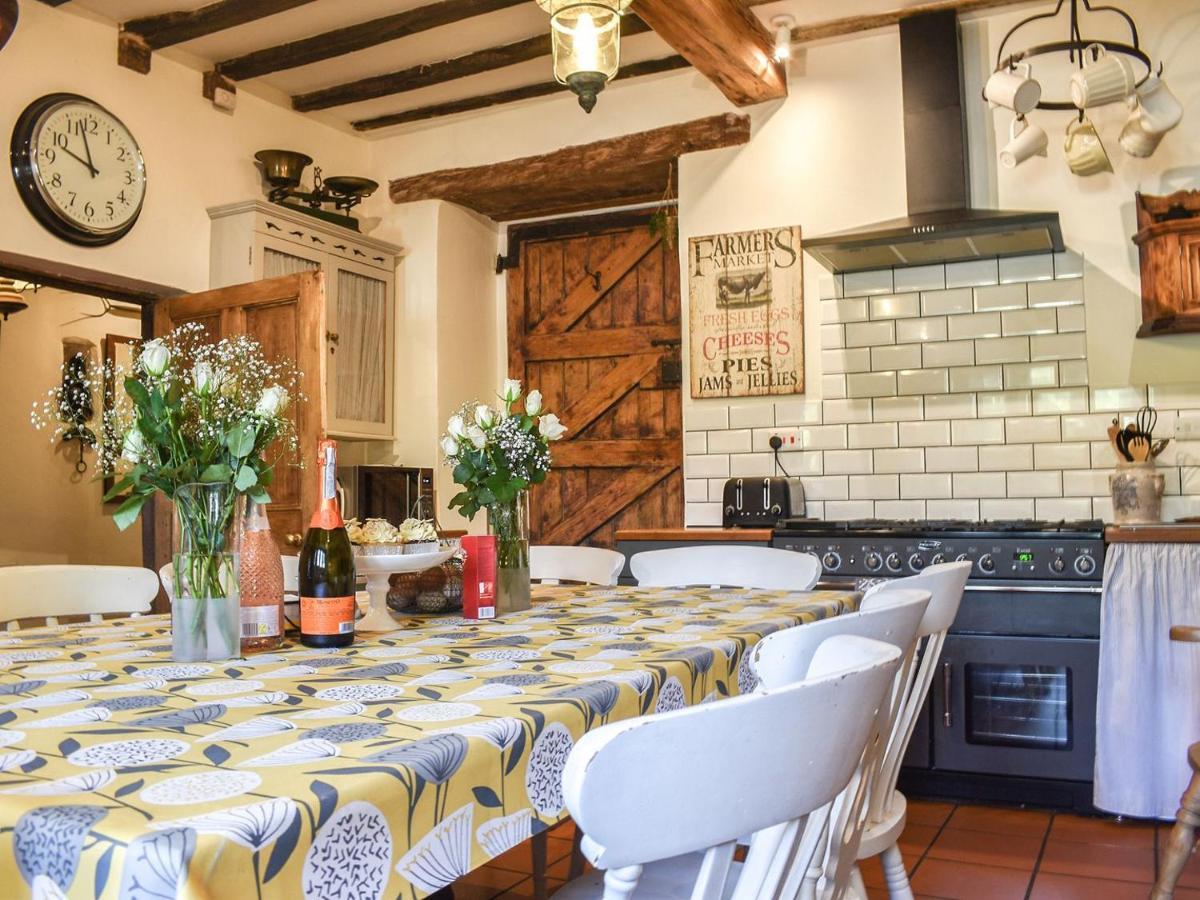 Lea Hall Farmhouse Tissington Ngoại thất bức ảnh